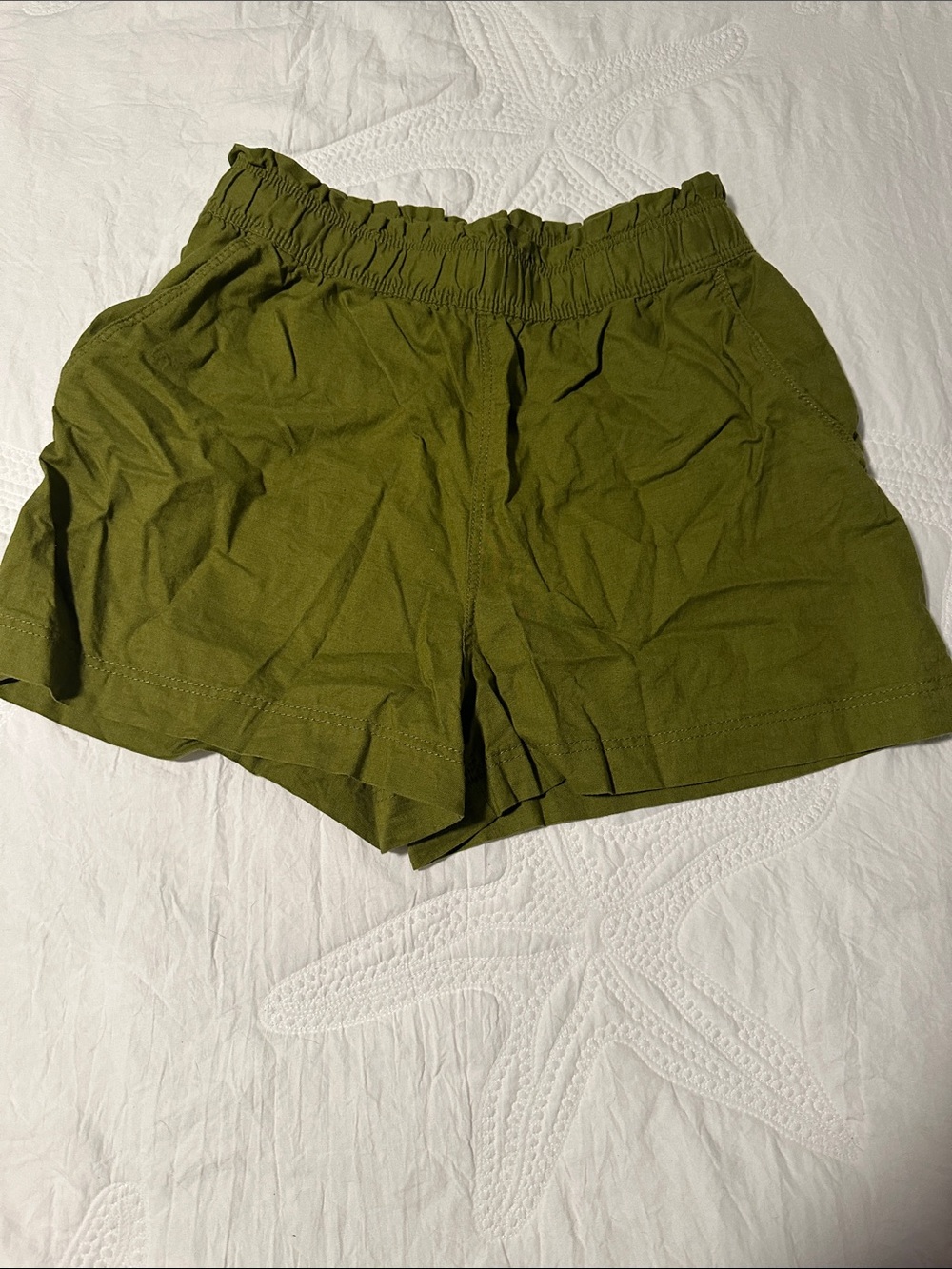 Olive Green Women's Elastic Waist Casual Linen Shorts